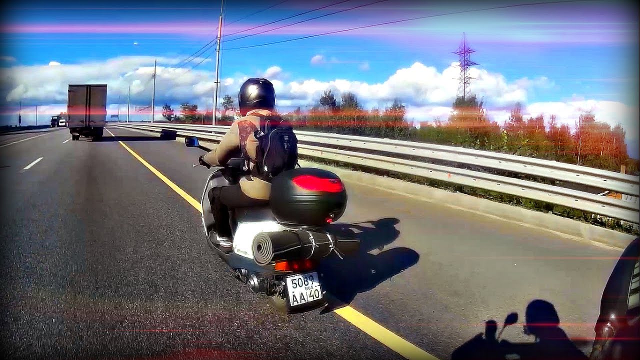 Неудачный дальняк на скутерах.