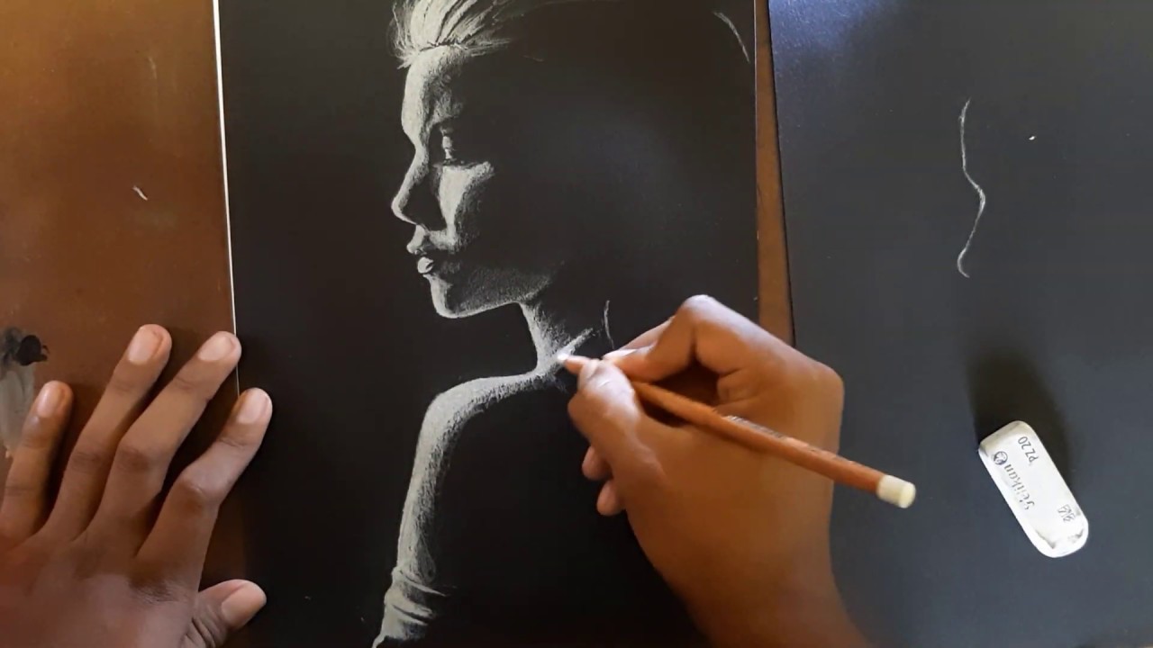 Dibujando con lápiz BLANCO sobre hoja NEGRA.(RETRATO DE MUJER)