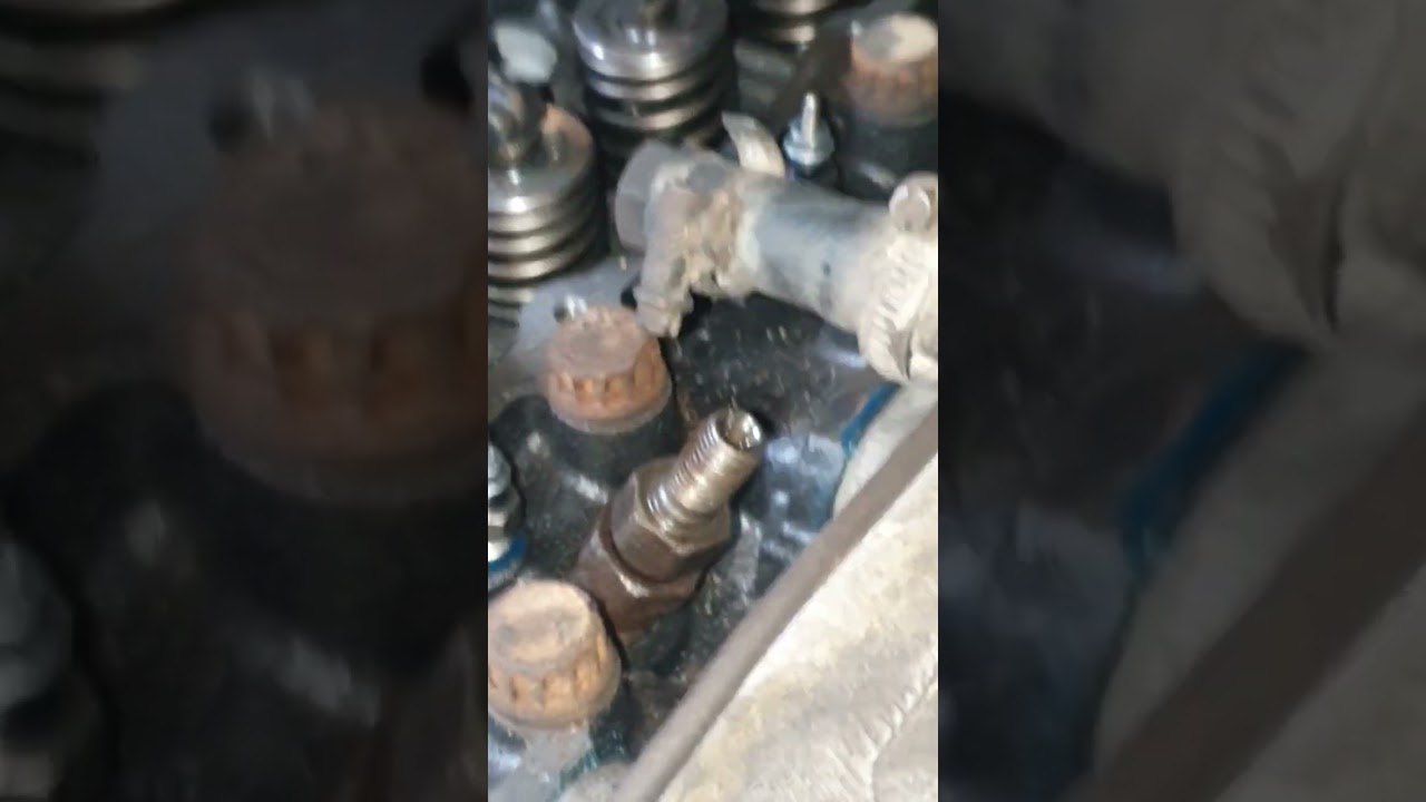 kia K3000s: Montaje de los inyectores.