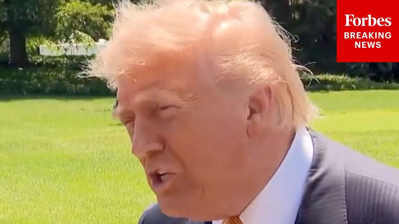 Трамп оскорбил репортера: &laquo;Если вы хотите это делать, то вы глупый человек, и так оно и есть&raquo;.