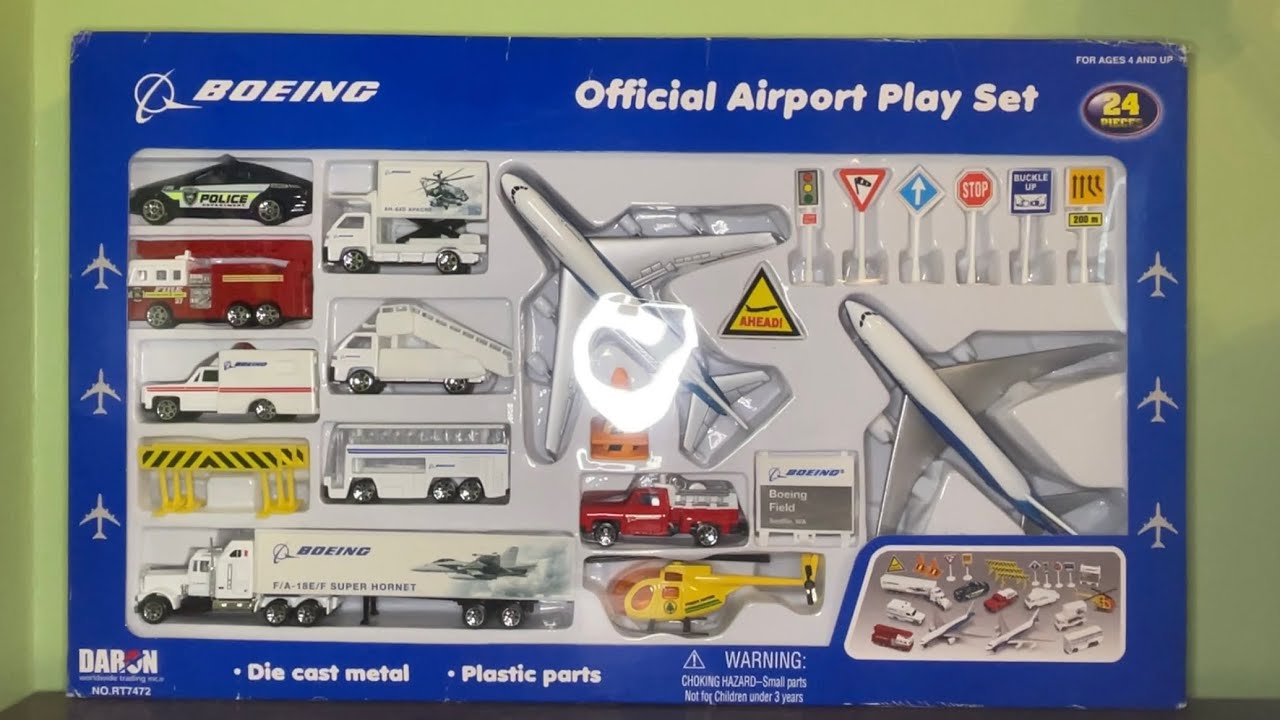 Daron Realtoy Official Boeing Large Airport Playset Review