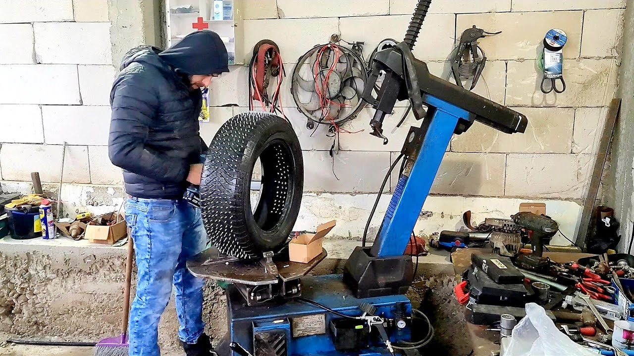 I am dat Mercedesul Paulei !Am băgat 2000 autoforante in cauciucuri