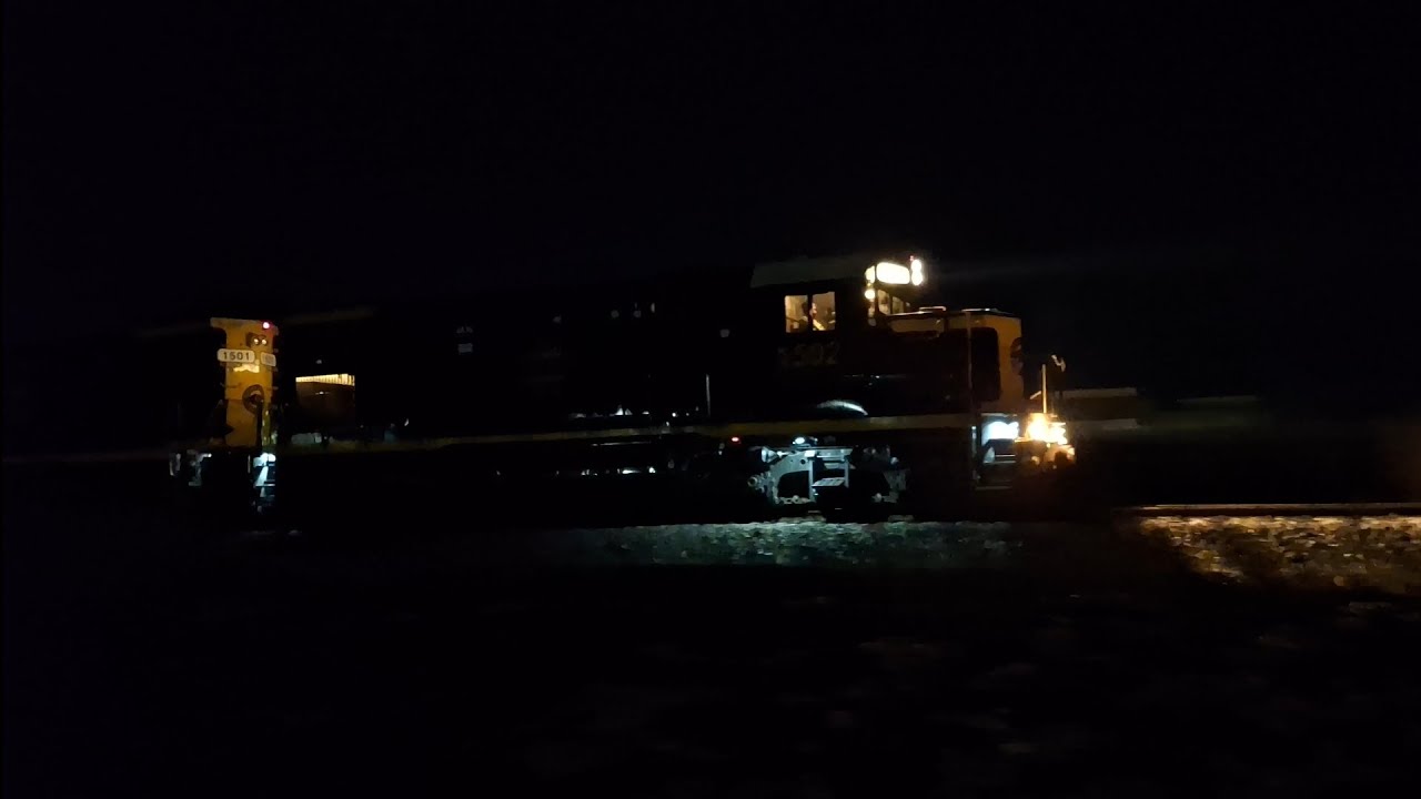 WNYP RR FARMERS TURN ON ITS RETURN INTO OLEAN YARD!!