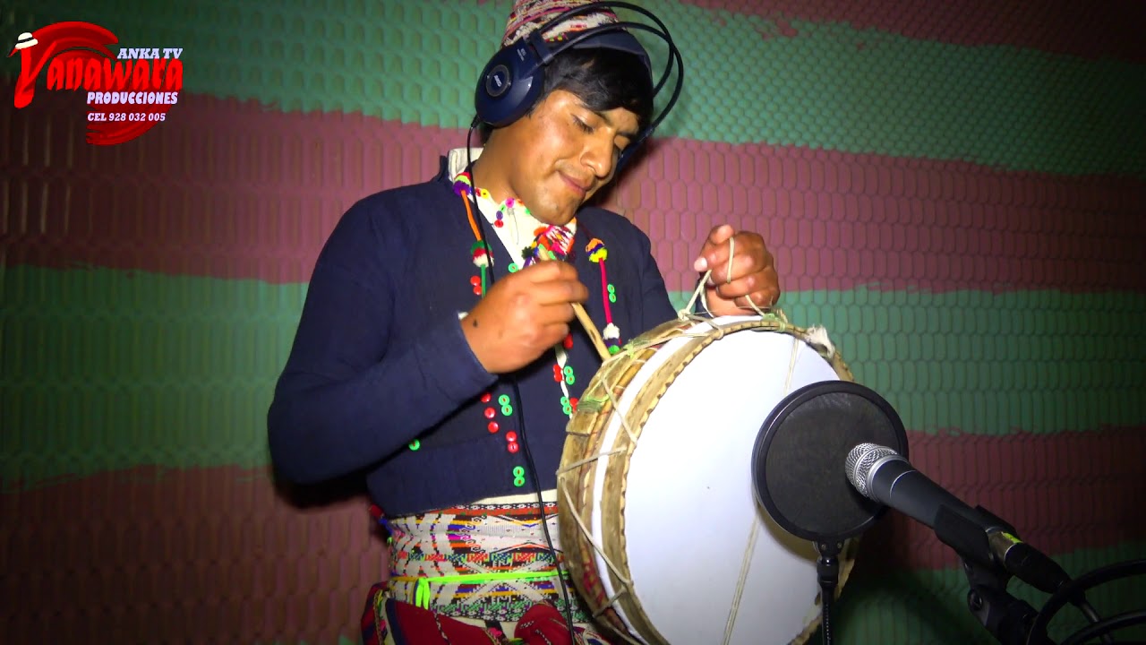 LOS AUTENTICOS CARNAVALEROS DE CHALLHUAHUACHO haquiriñutas mayu aparun vs iskuchakaschay