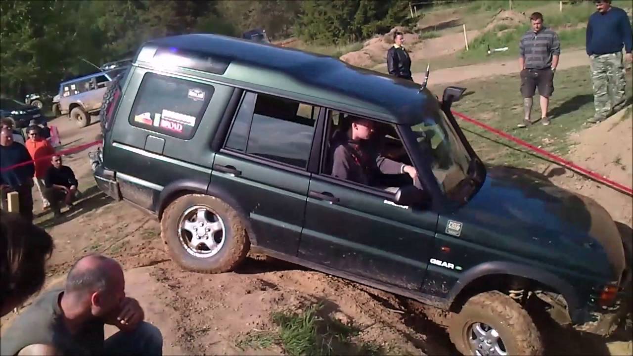 Land Rover Discovery 2 TD5 off-road trial