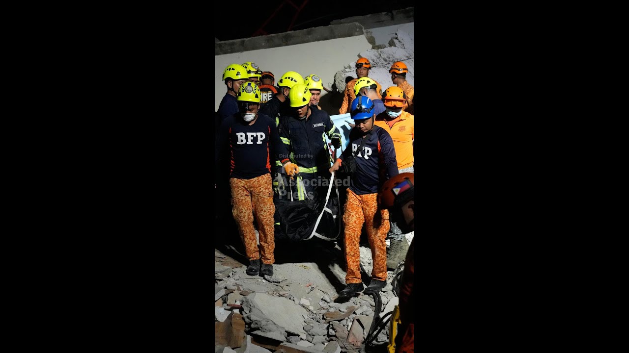 AP photographer reports from rescue site after quake in the Philippines
