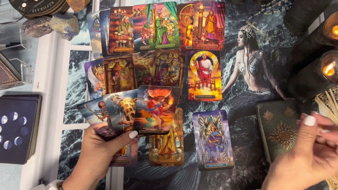 Taurus ♉️ This is a very specific reading for someone 💝