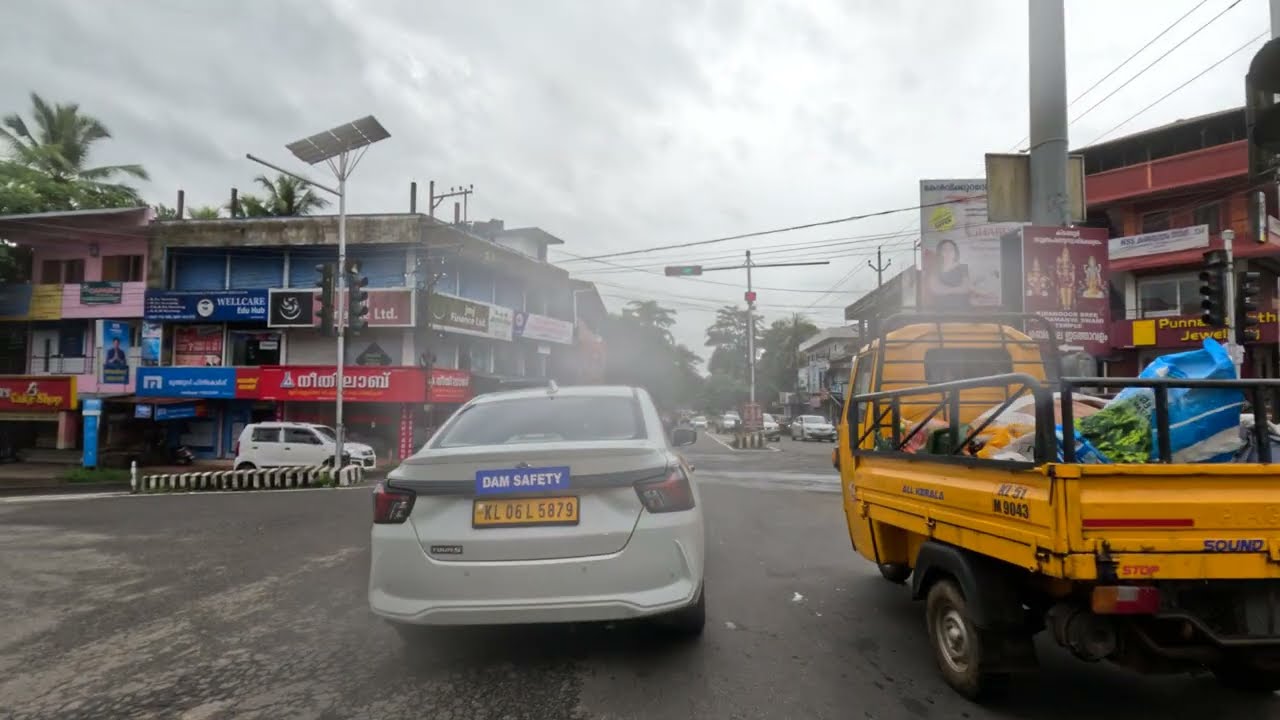 Kerala Driving Tour 🇮🇳 | State Highway 32 | Poonjar Ettumanoor Highway  Driving Tour India 4K 60 FPS