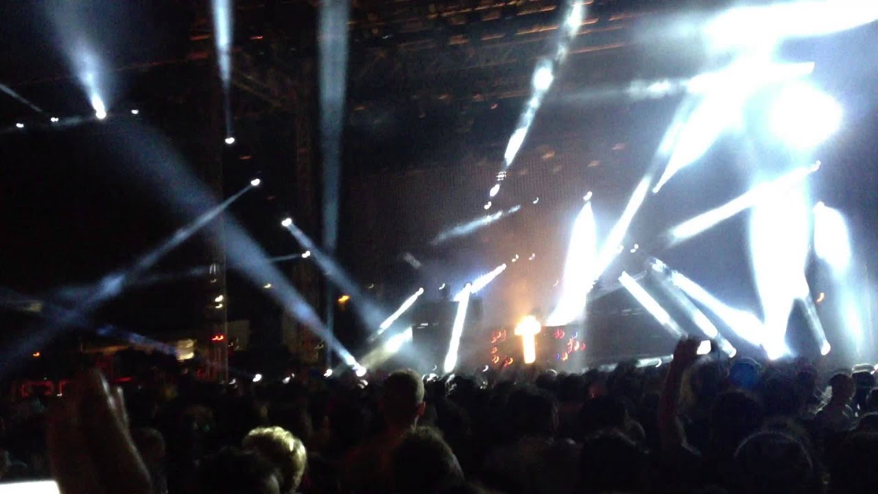 Justice - NY Excuse / DVNO - † - LIVE at HARD Day of the Dead