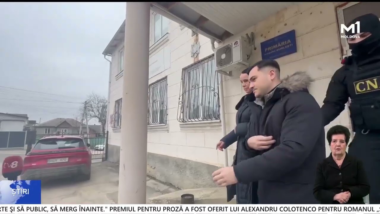 Zeci de percheziții în Chișinău și la Durlești