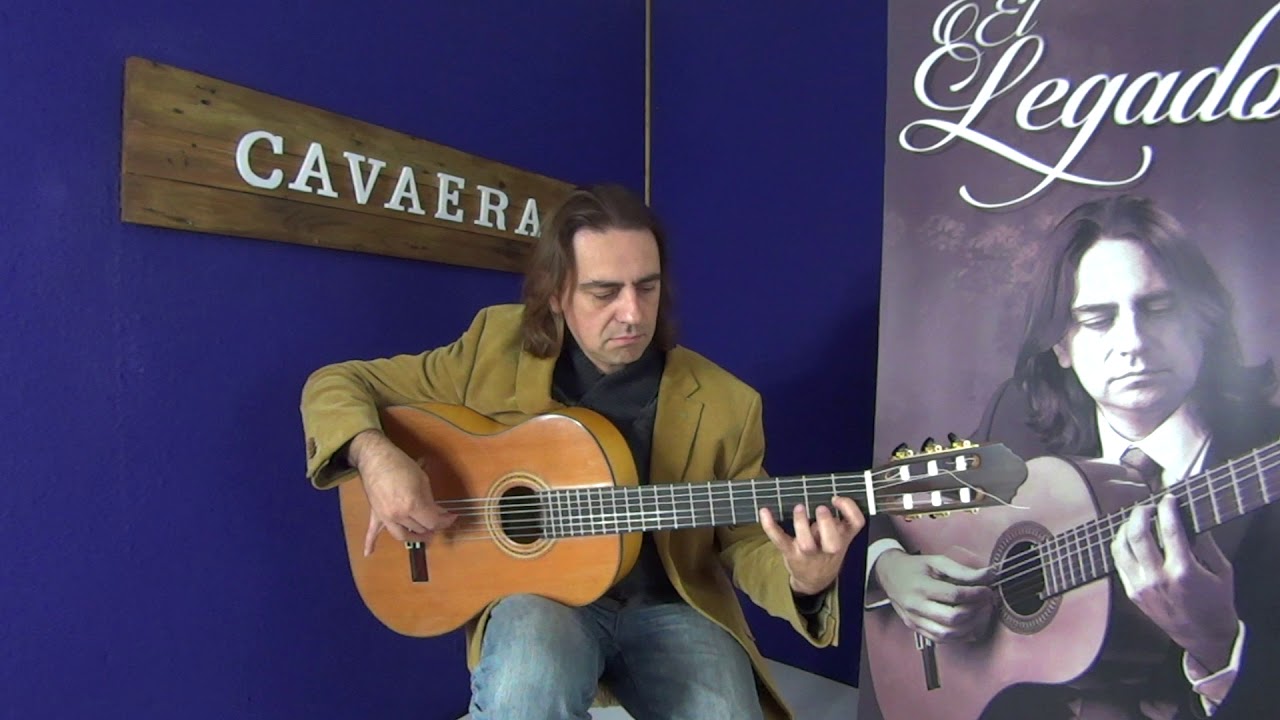 Antonio Dovao. Guitarra construida en La Cavara