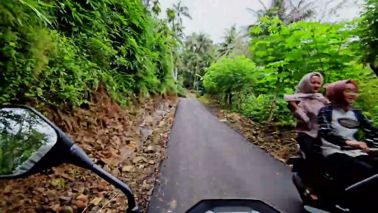 Ngegasdikit Nyaman Banget! Jalur Baru Gumelem ke Tambak Belum Ada Map  Moto Vlog