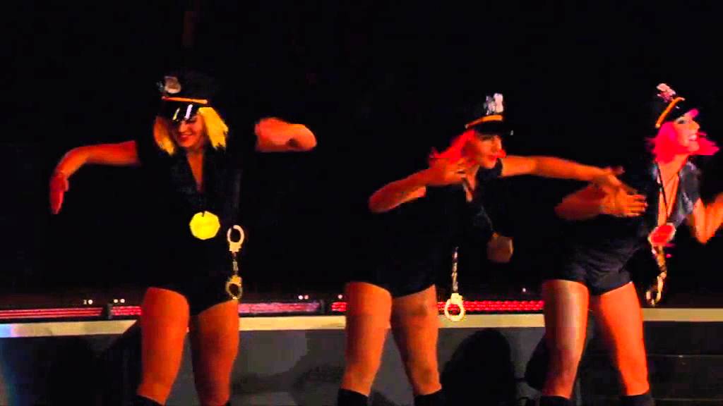 SKOUSPEL/SUPERSKOUSPEL 2015 - Leon Schuster Medley