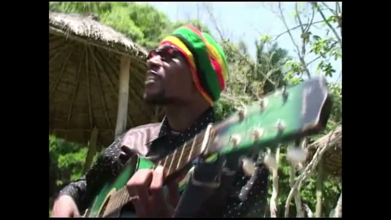 Kiu lingvo por la homaro ?  -  Konga Espero (Oficiala muzikvideo)