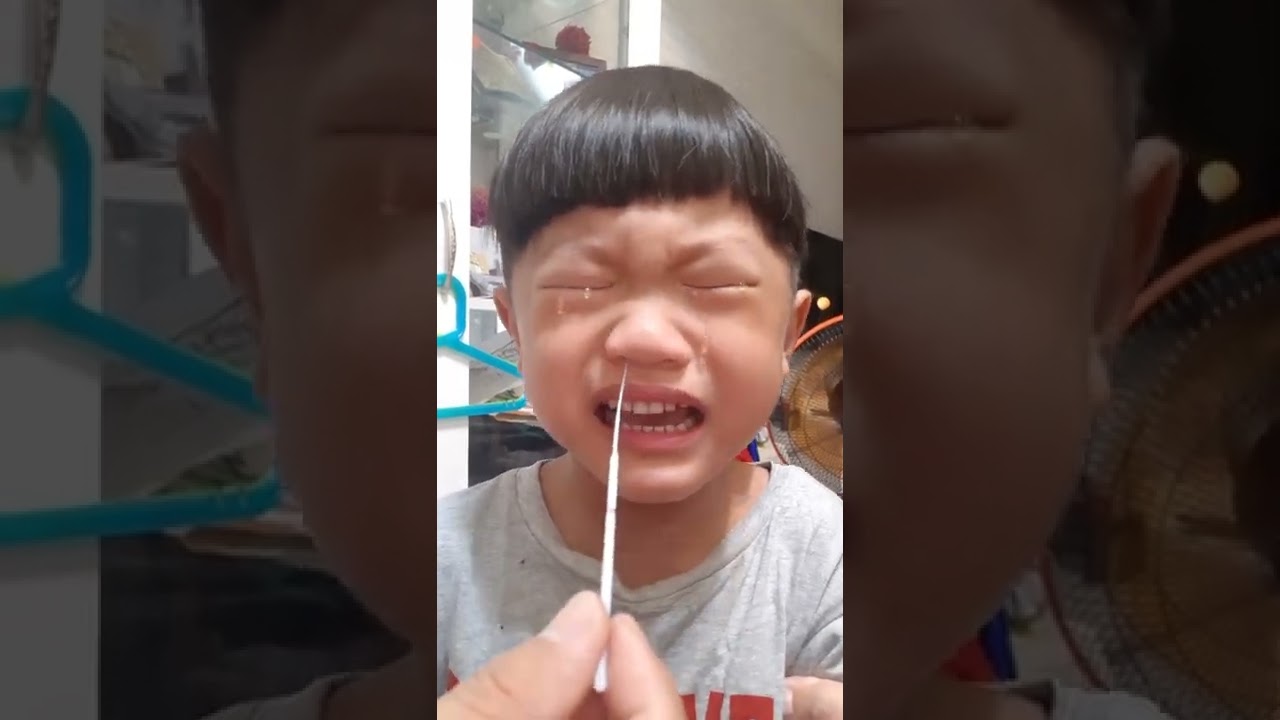 在在第一次戳鼻子快篩，哭了 😭