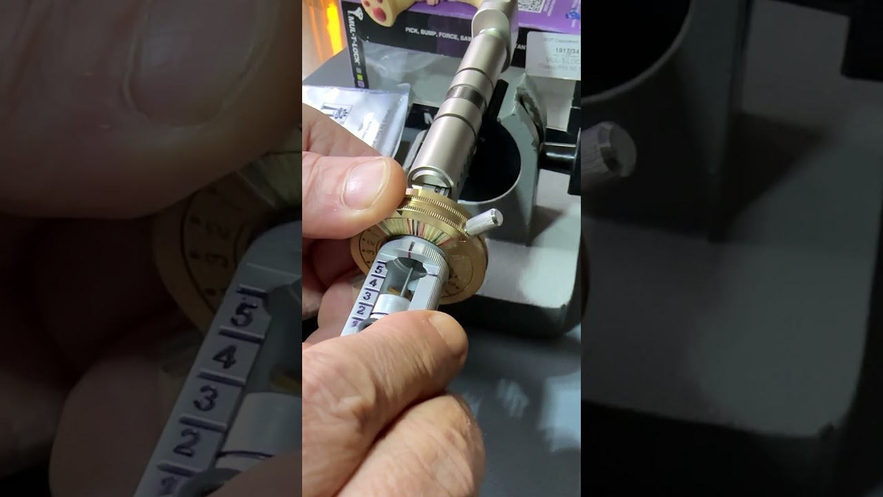 MUL-T-LOCK 400 picked. #lockpicking