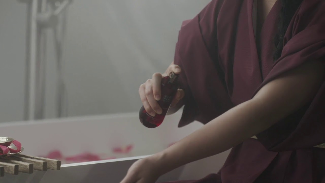 How to use: The Ritual of Ayurveda Dry Oil By Rituals