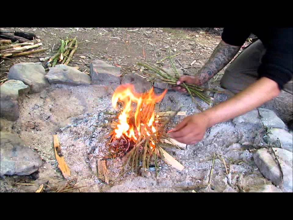 Vuur maken met een firesteel | Wildernisschool Outback