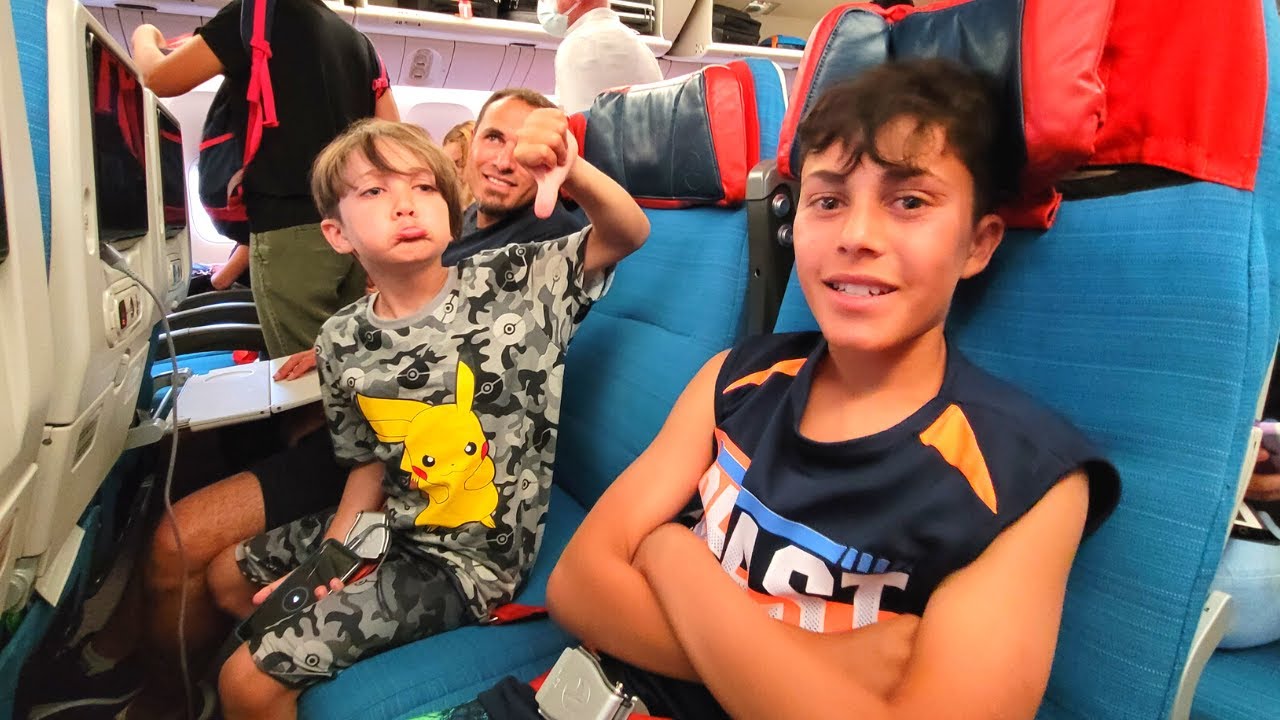 Traveling from Antalya to Istanbul Turkey - Family Vlog