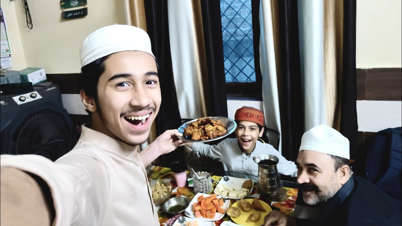 Aaj mummy ne banai new chiz iftari me😍2 roza 