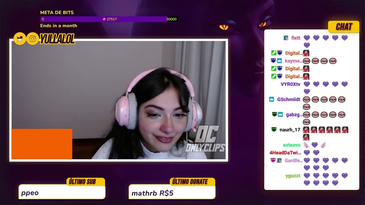 YULLA FALANDO DA CLARINHA