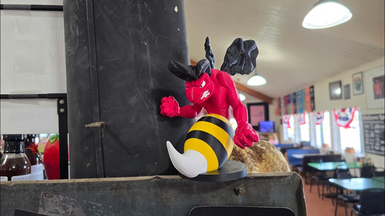 3D Printing HORNETS with our Bambu P2S Printer