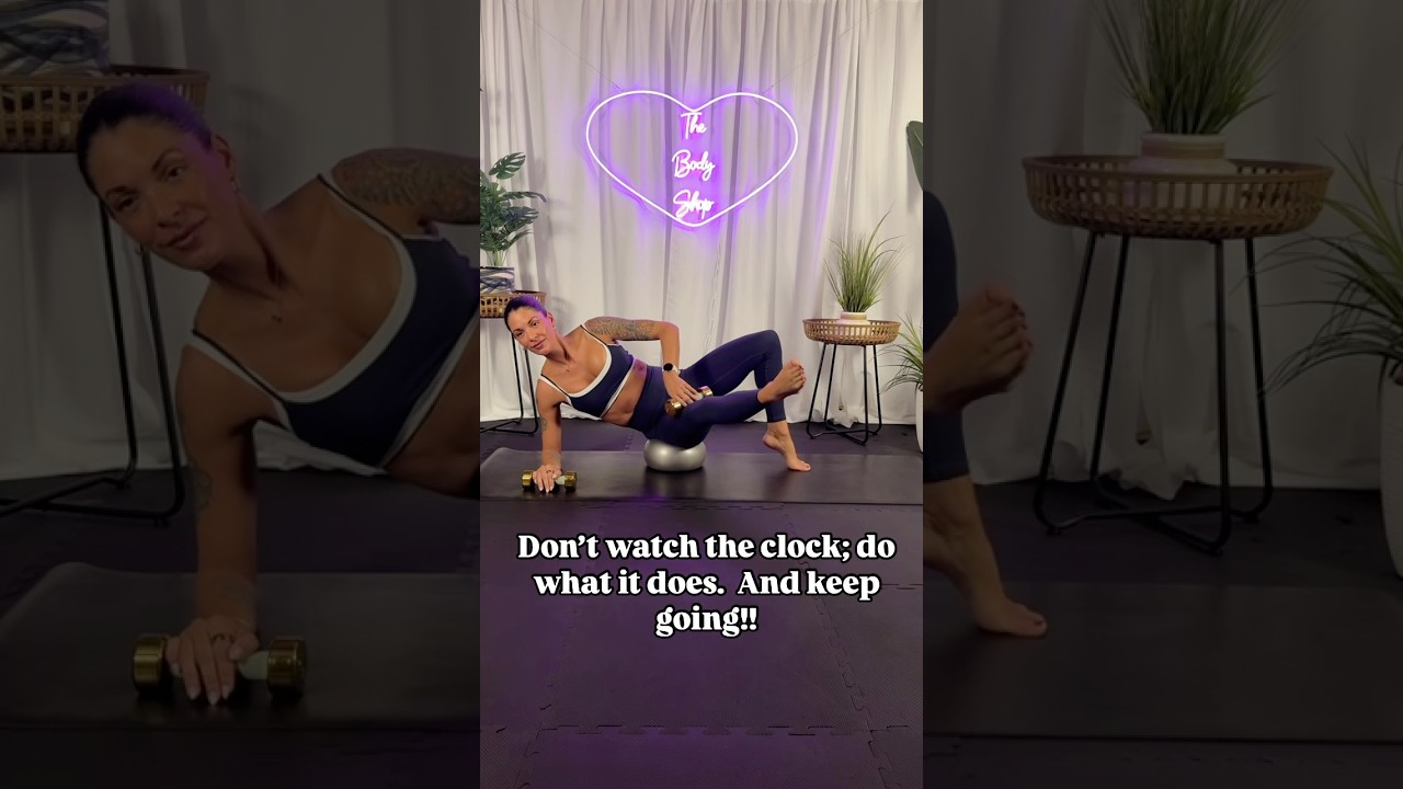 Find movement that doesn&rsquo;t have you watching the clock⏰👏 #fitmomsinspire #pilatesworkout #selflove