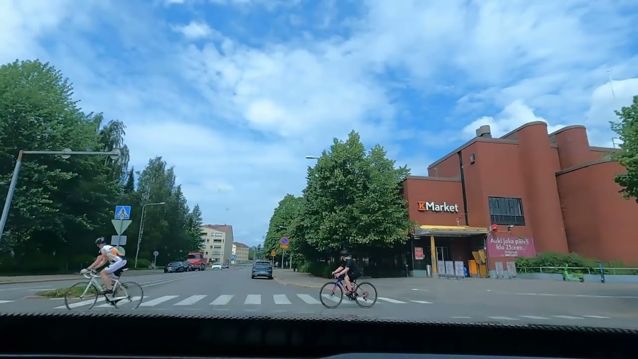 Intiankadulta Tuusulanväylälle