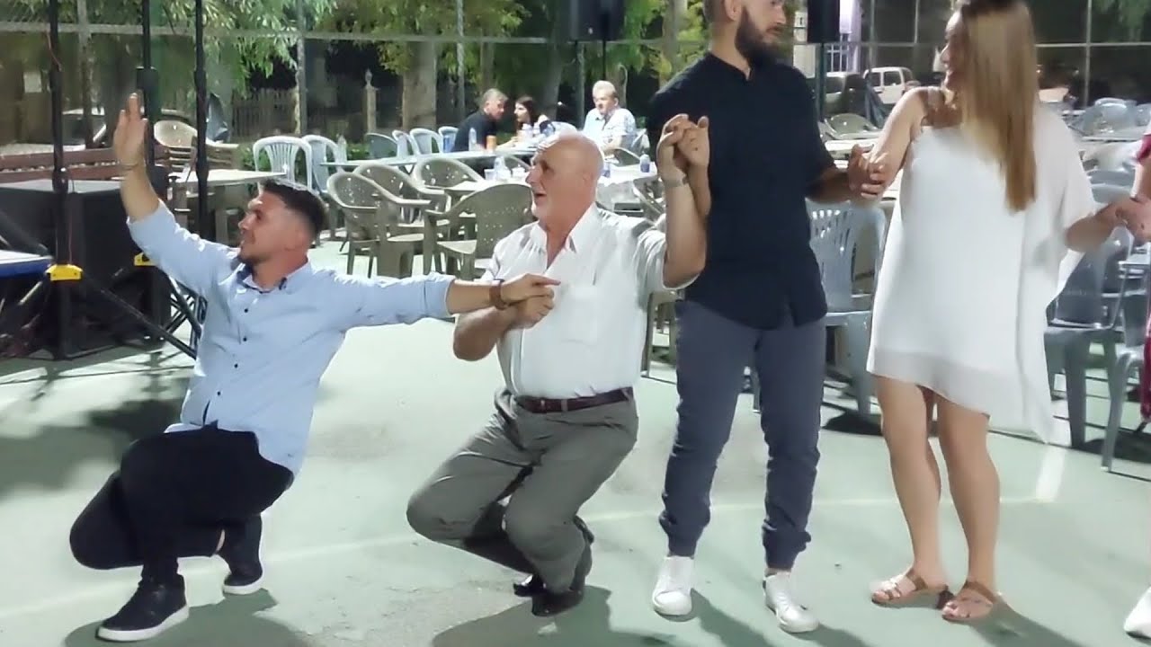 Τα πίνει ο βασανιάρης χορεύει ο μερακλής για τα μάτια μιας μικρής- Δημ Τζουμερκιώτης-Γιώργος Βίτσας