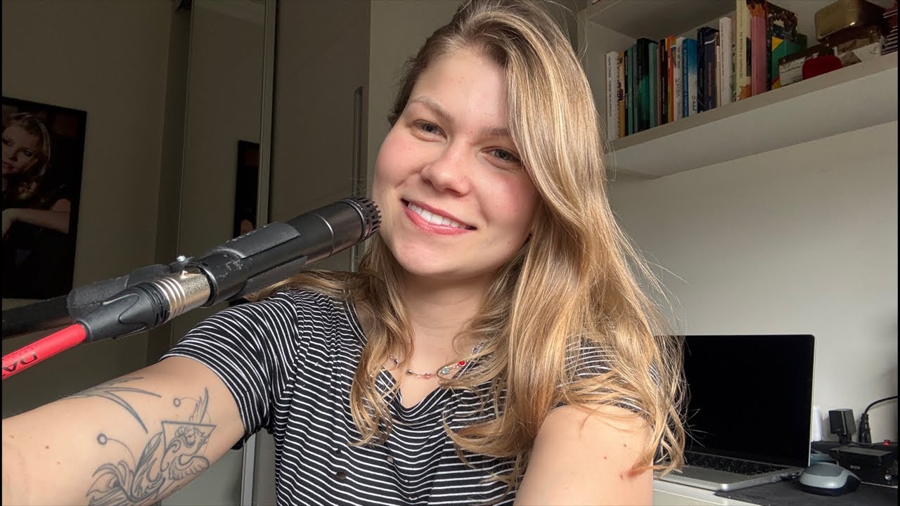 Vicka is live!