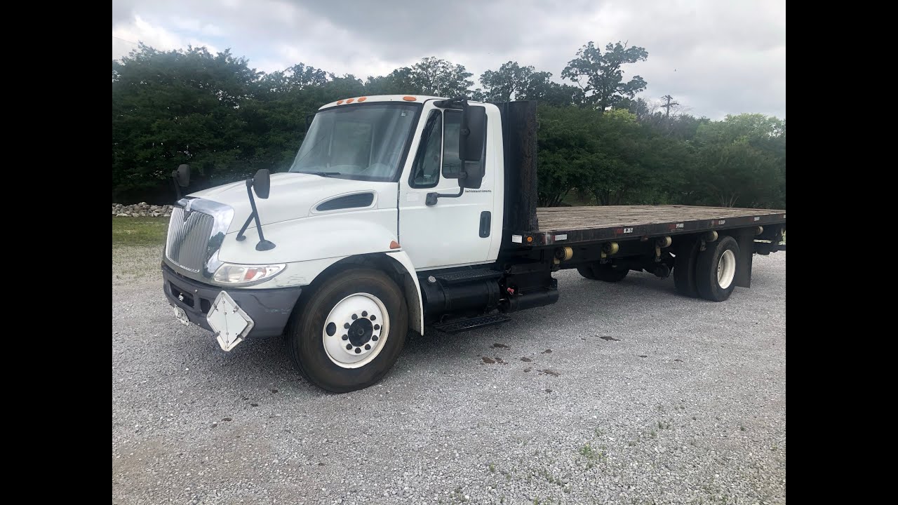 Sold SOld Sold USED NONCDL Flatbed 24 foot Manual Transmission Michael Olden - Lee-Smith