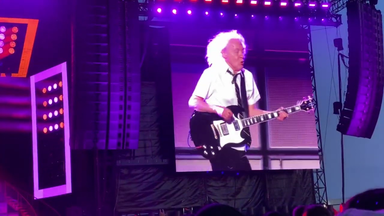 AC/DC - Have A Drink On Me - Live At RCF ARENA, Reggio Emilia- 25/05/2024
