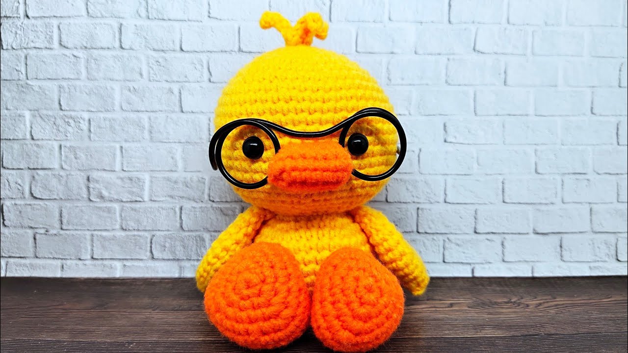 QUACK THE DUCK | HOW TO CROCHET | AMIGURUMI TUTORIAL