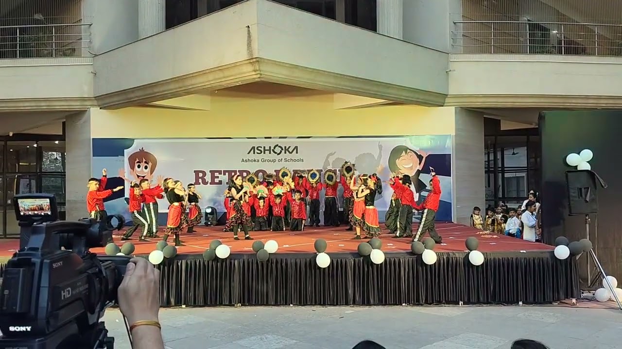 Retro Dance 2026 