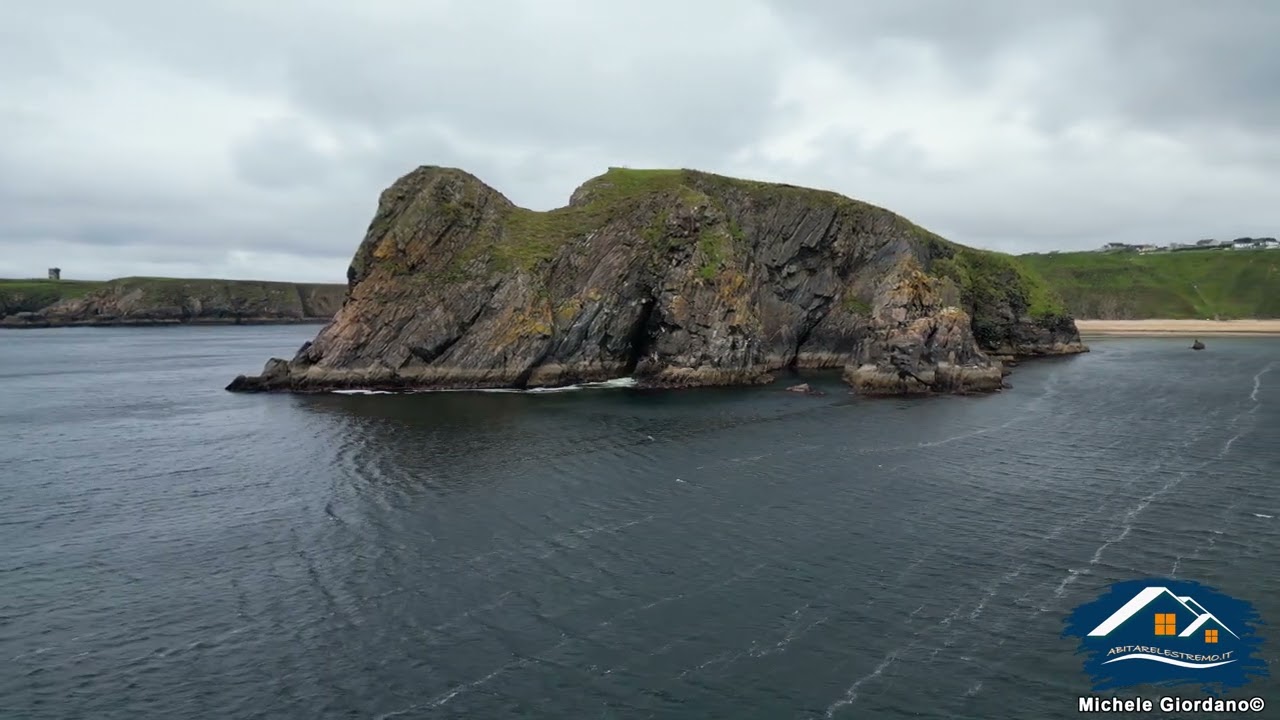 Silver Strand - Malin Beg (Irlanda - Donegal) e il volo del gabbiano che sfida le raffiche del vento