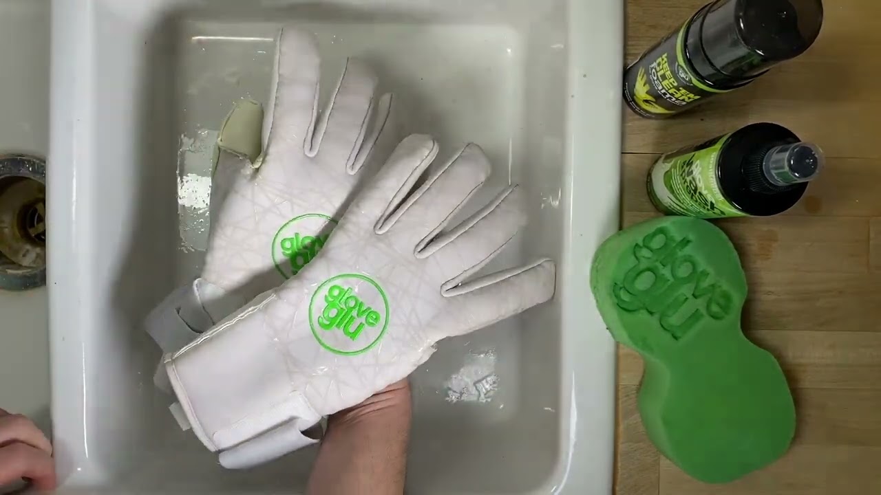 How to use the glove care system