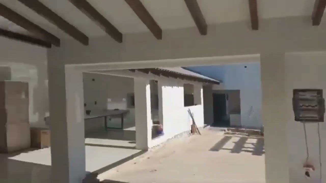 CONSTRUINDO UMA PISCINA DE CONCRETO !
