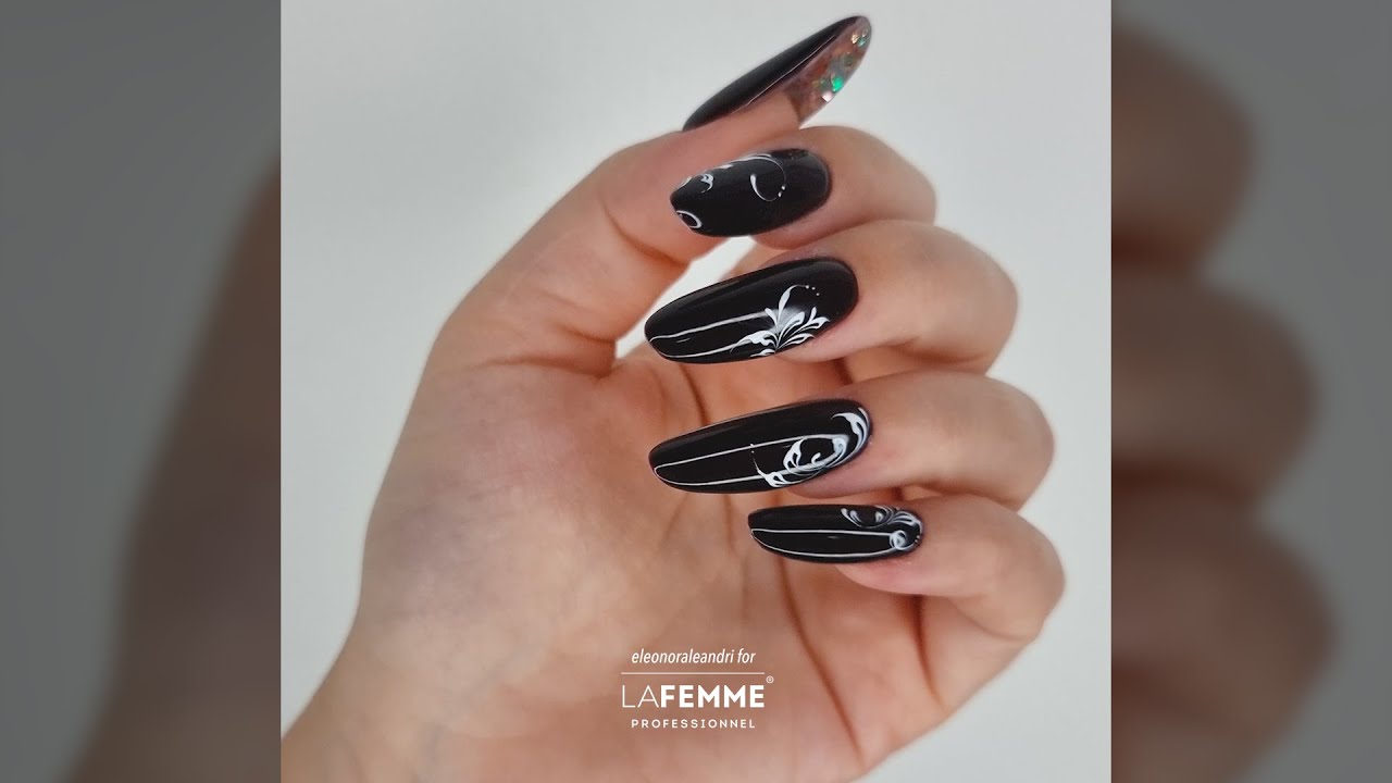 Smalto Semipermanente Unghoe Rouge Noir - La Femme