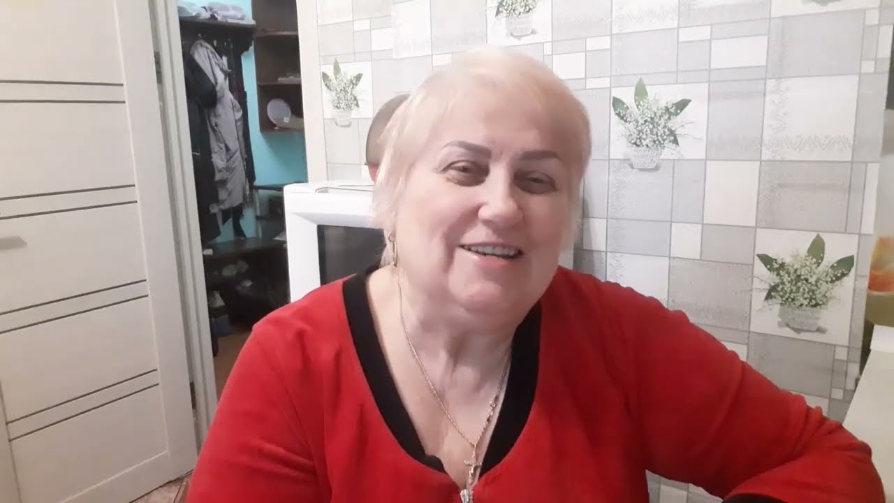 НЕПРИЯТНОСТЬ- мягко сказано...БИСКВИТНО-ЯБЛОЧНЫЙ ПИРОГ из 90-тых. ЖИЗНЬ НА ПЕНСИИ.