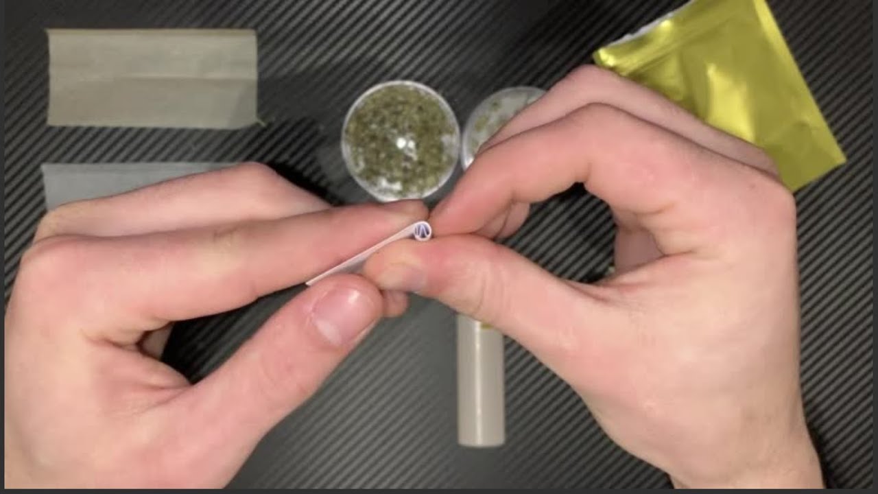 How to roll a classic inside out weed joint / backroll (No Audio!)