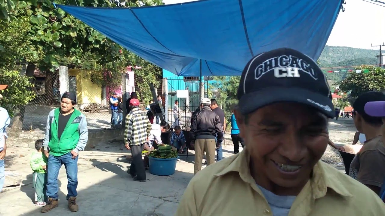 MAYORDOMIA 12 DICIEMBRE PAPATLATLA, CALNALI HIDALGO (FAM HDEZ DOM)