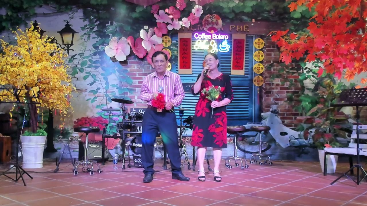 Ai lên xứ hoa đào - Sáng tác: Hoàng Nguyên  - Trình bày : Nguyễn Vàng & Lê Thắm