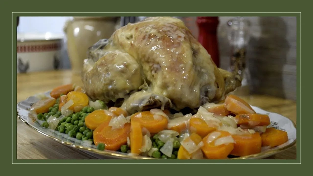 Pintade en Sauce aux Petits Pois Carottes – Recette Vintage des Années 70 | Facile & Savoureuse