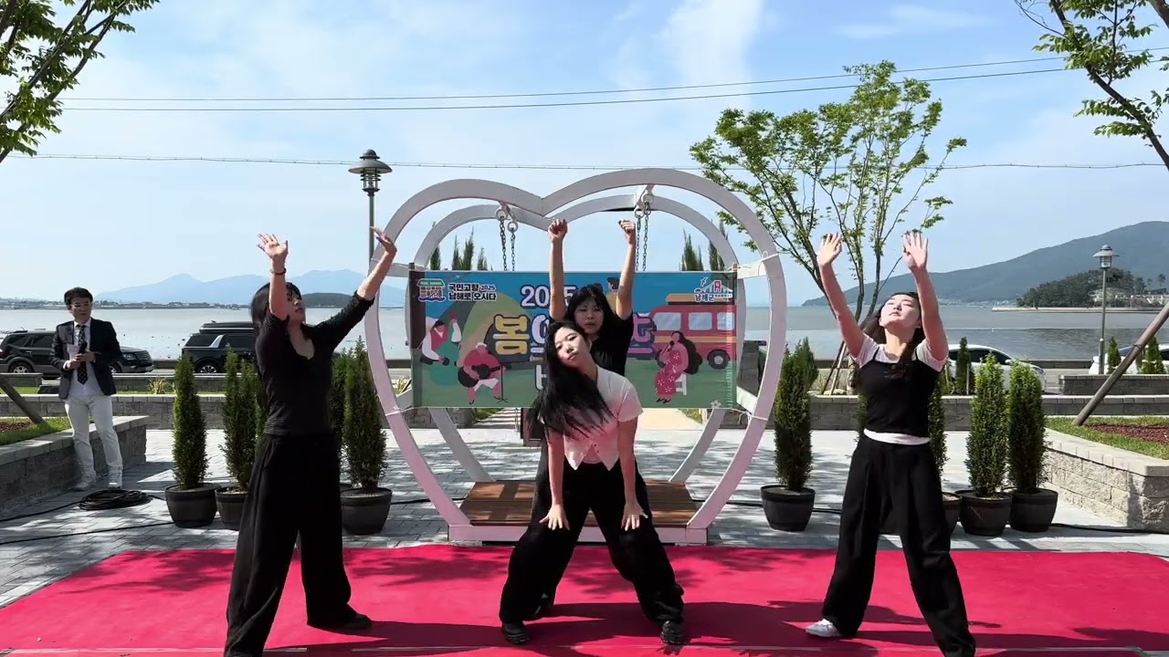 2025 봄의왈츠 버스킹 