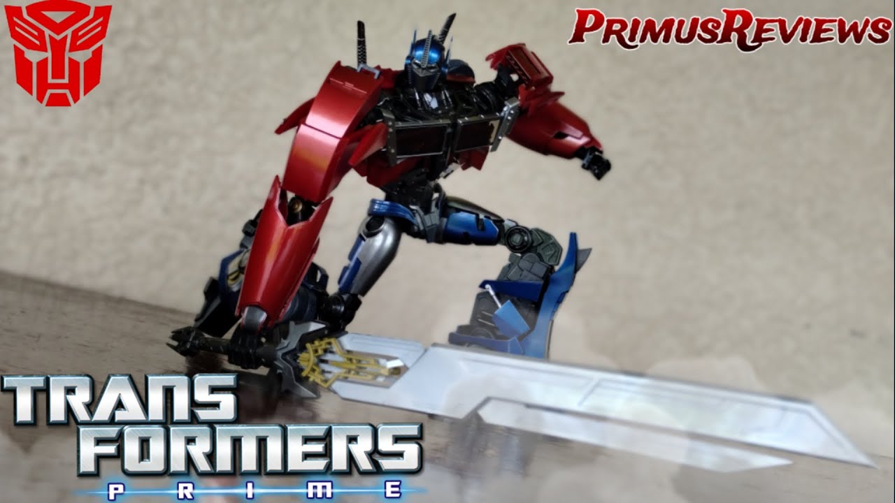 WHAT IS THIS MASTERPIECE?!?! (Iron Warrior IW-07 Leader TFP Optimus Prime) 