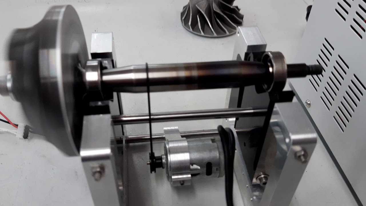 Eigenbau RC Turbine Wuchtstand