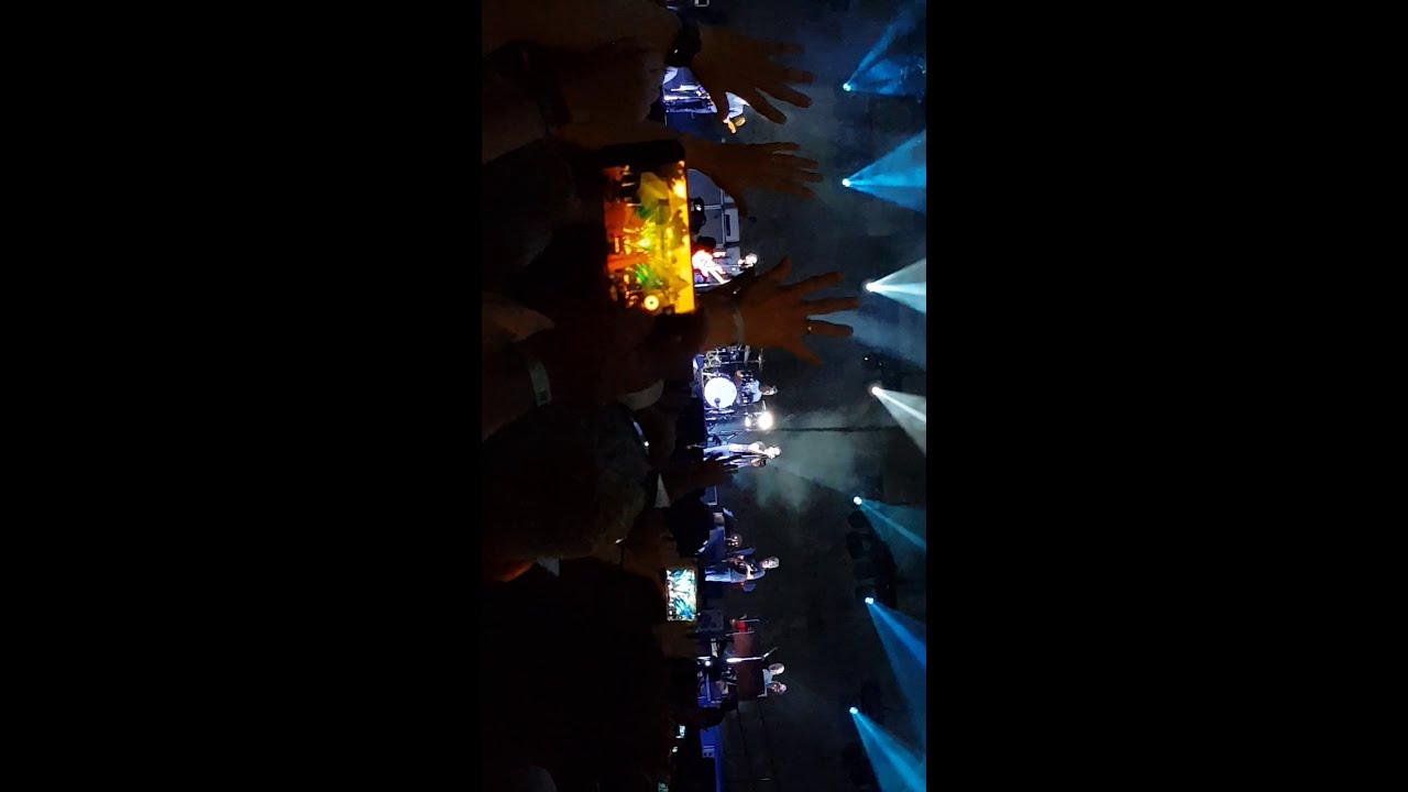 Pearl Jam - Comfortably Numb (Waldb&uuml;hne Berlin 05.07.18)