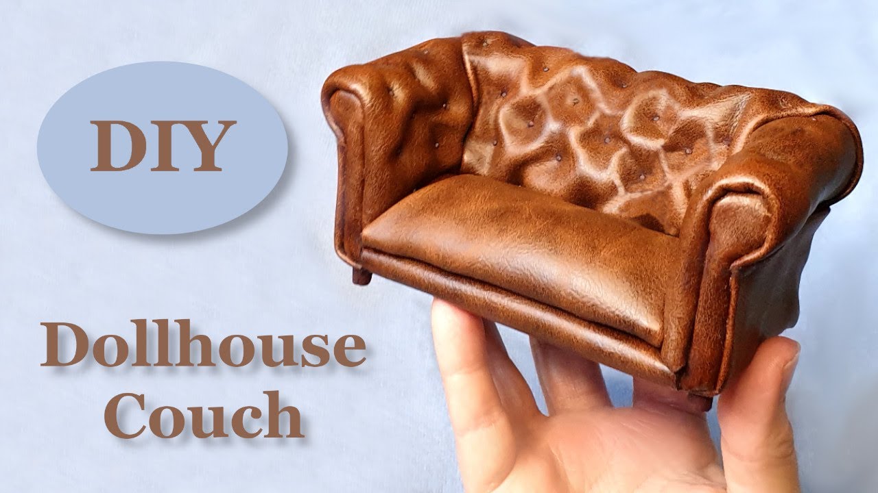 Dollhouse Couch ~Chesterfield~ 