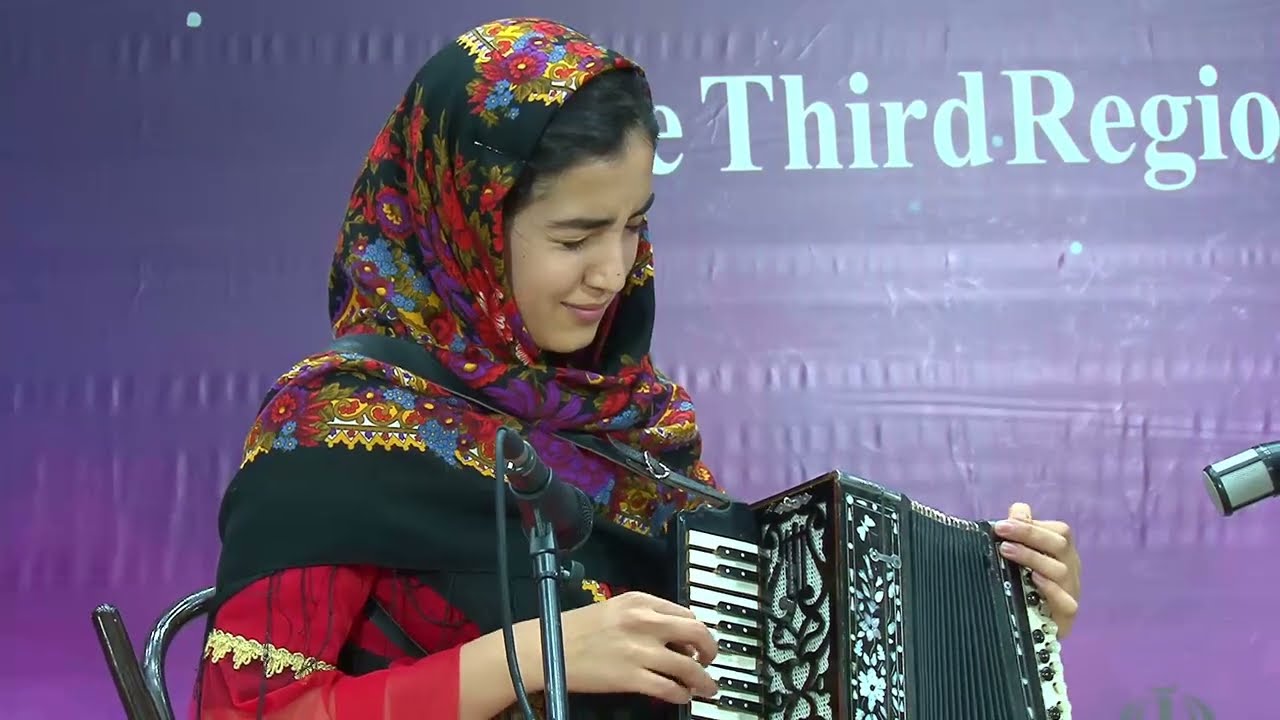 Ayşən Həsənpur بخش قارمان آیشن حسن پور
