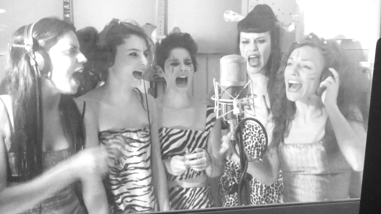 Juanita Banana - GLUTAMATO (recording session)